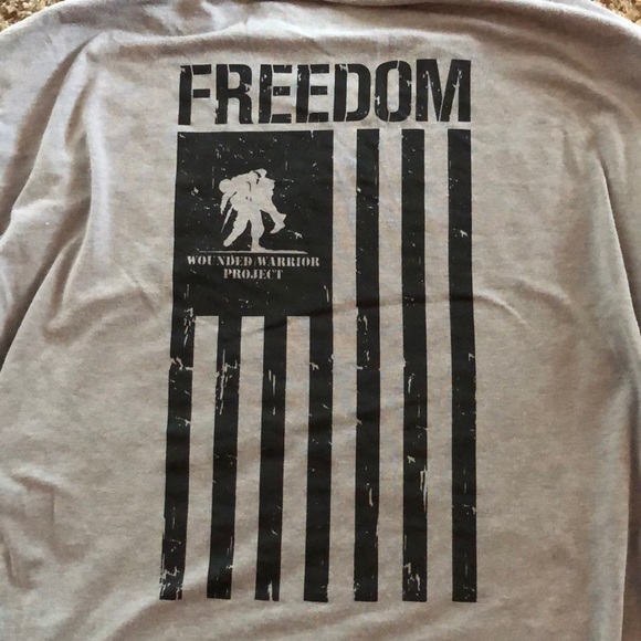 XL - Long Sleeve Grey UA American Flag shirt - Picture 5 of 6